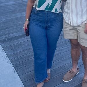 Levi Women’s rib cage straight ankle jeans, size 32